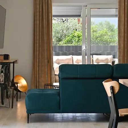 Daire Luxury Maravic With Private Pool *